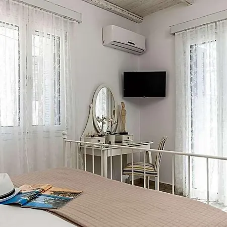 Nektar, Luxury In Chora Naxos Naxos City