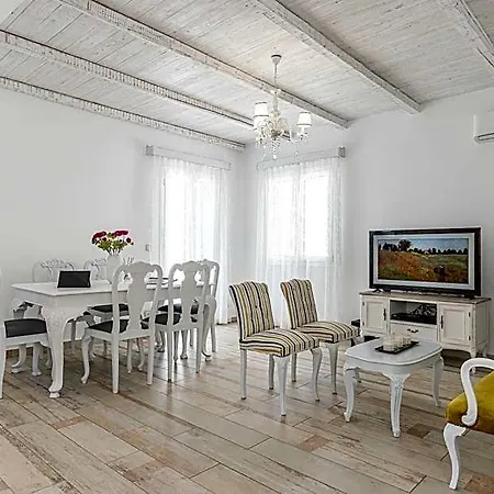 Nektar, Luxury In Chora Naxos *